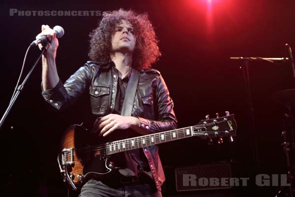 WOLFMOTHER - 2009-10-14 - PARIS - Trabendo - 